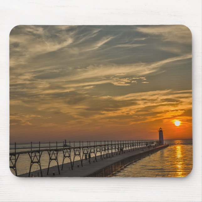 Manistee North Pierhead Lighthouse Mouse Pad (Front)