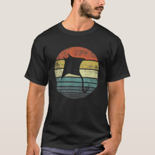 Manta Ray Lover Gifts Retro Vintage Ocean Animal S T-Shirt