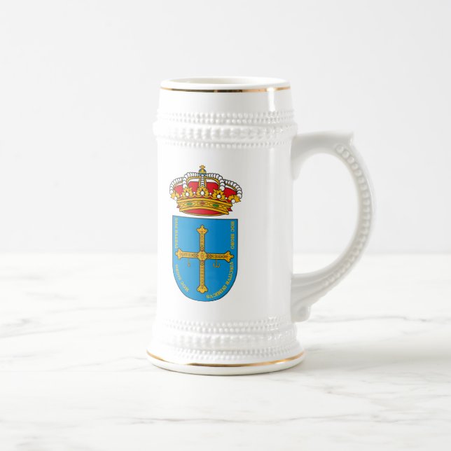 Manteau des Asturies de tasse de bras (Droite)