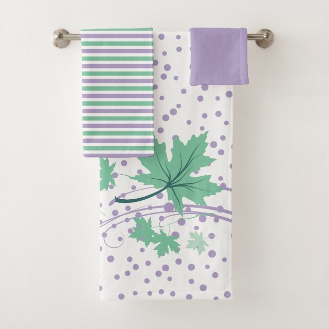 Maple leaves mint and lavender bathroom towel set (Insitu)