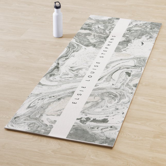 marble effect personalized yoga mat (In Situ)