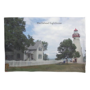 Marblehead Lighthouse & keepershouse pillow case