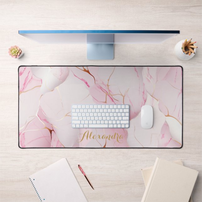 Marbre rose avec touche d'or (Bureau 1)