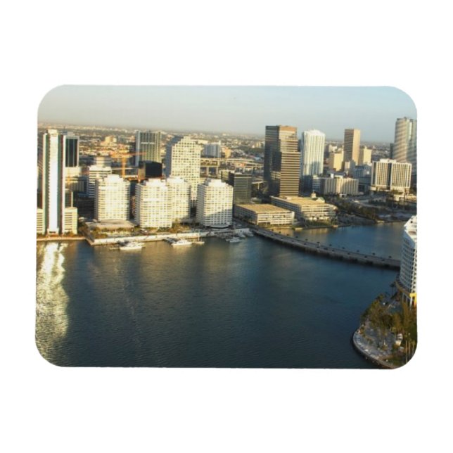 March 2006. magnet (Horizontal)