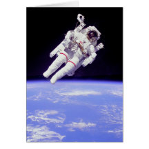 Marche historique de l'espace sans attache