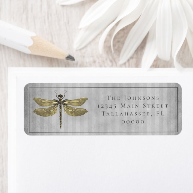 Mariage de libellules à bijoux en or (En situation)