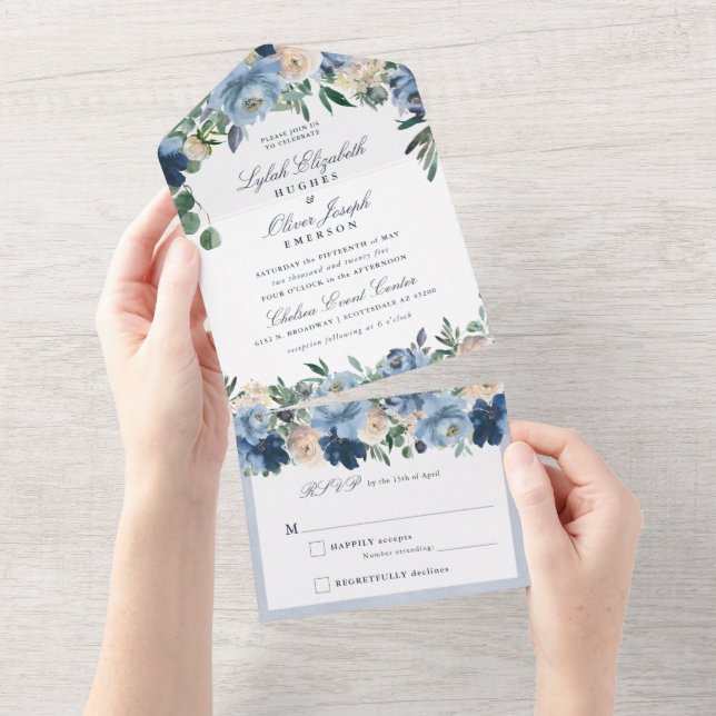 Mariage Floral Bleu Dusty tout en une invitation (Déchirure)