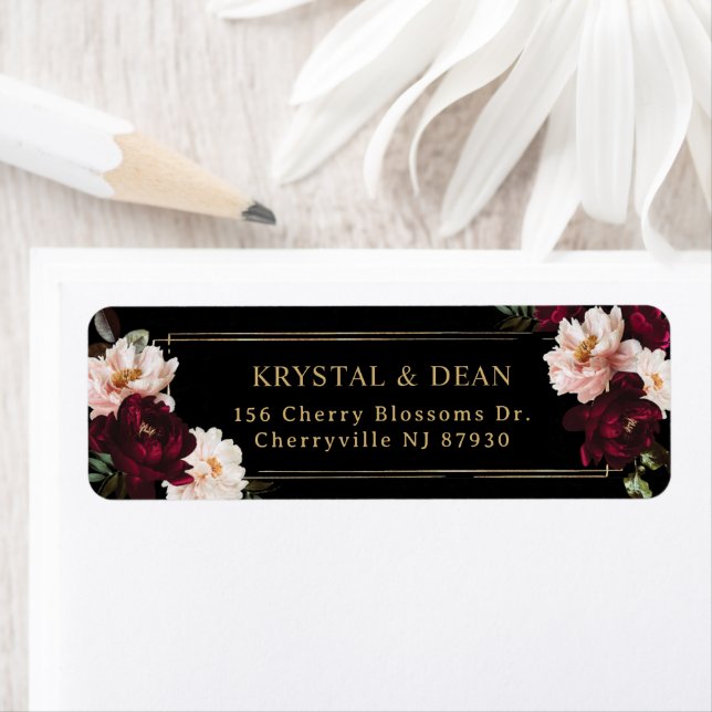 Mariage floral noir noir foncé Moody Bourgogne (En situation)