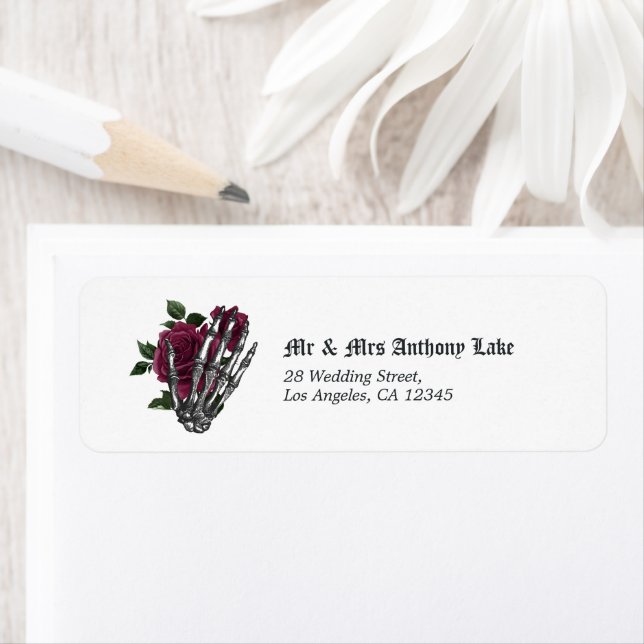Mariage gothique du squelette floral de Bourgogne (En situation)
