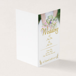 Mariage - mariée avec un bouquet de mariage coloré