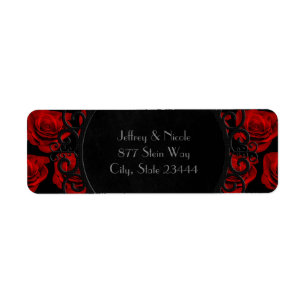 Mariage victorien gothique de roses rouges