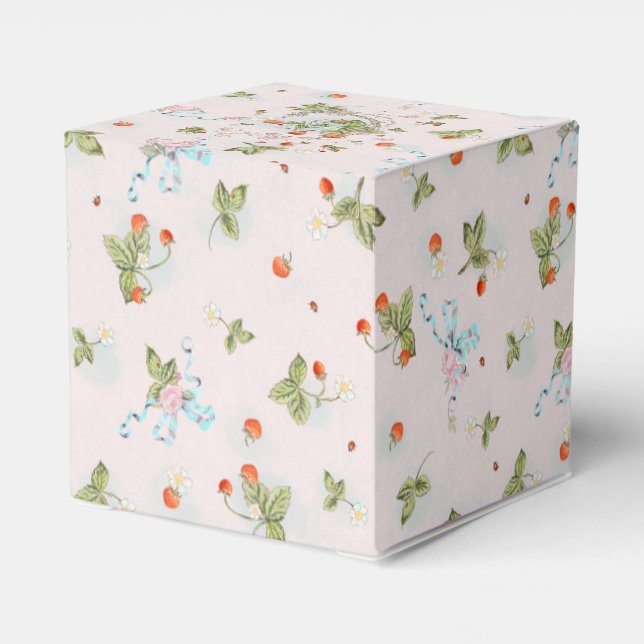 Marie Antoinette Petite Strawberry Pink Favour Box (Back Side)