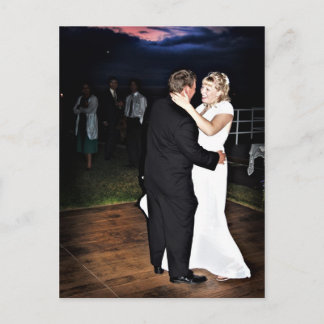 Mariée et chambre à Sunset Carte postale