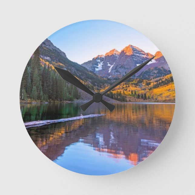 Maroon Bells Alpen Glow Round Clock (Front)