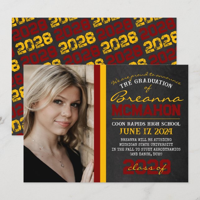Maroon & Gold Chalkboard Graduation Faire-part (Devant / Derrière)