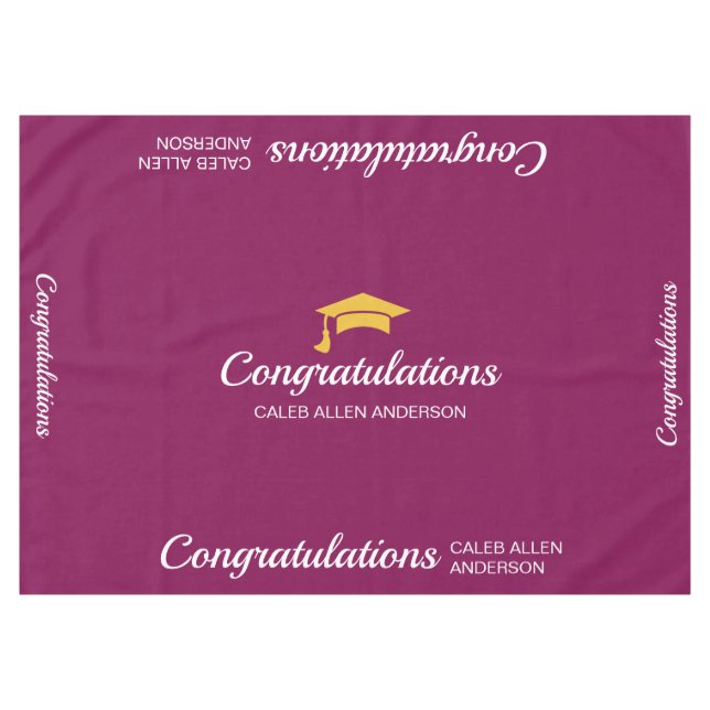 Maroon Graduation Cap Nappe (Devant (Horizontal))