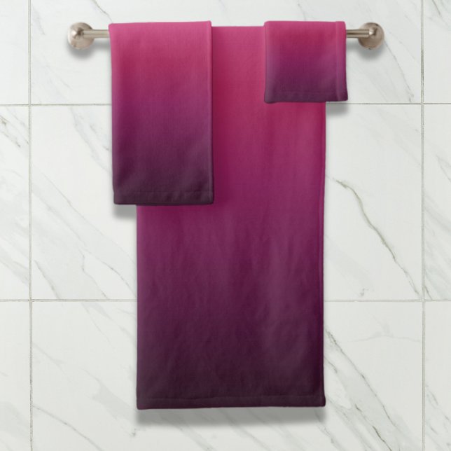 maroon magenta mauve bordeaux foncé (trendy magenta maroon purple burgundy ombre bath towel set)