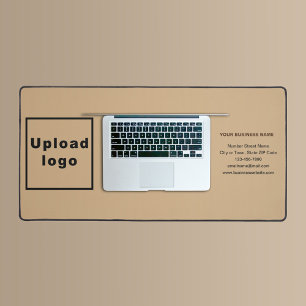 Marque d'affaires sur le tapis de bureau Brown lég