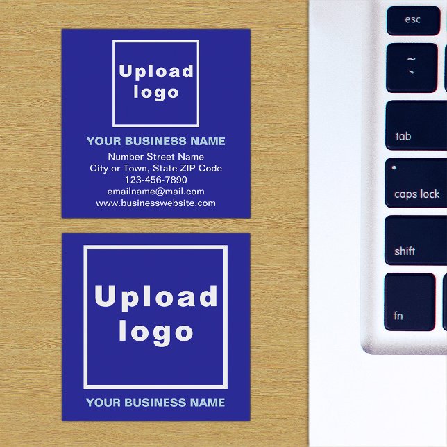 Marque d'affaires sur petite carte Carré bleue (Blue square business card with your business brand)