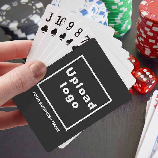 Marque d'entreprise noire sur cartes à jouer (Black business brand on playing cards)