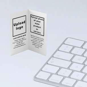 Marque et produit sur le Carte de visite plié blan