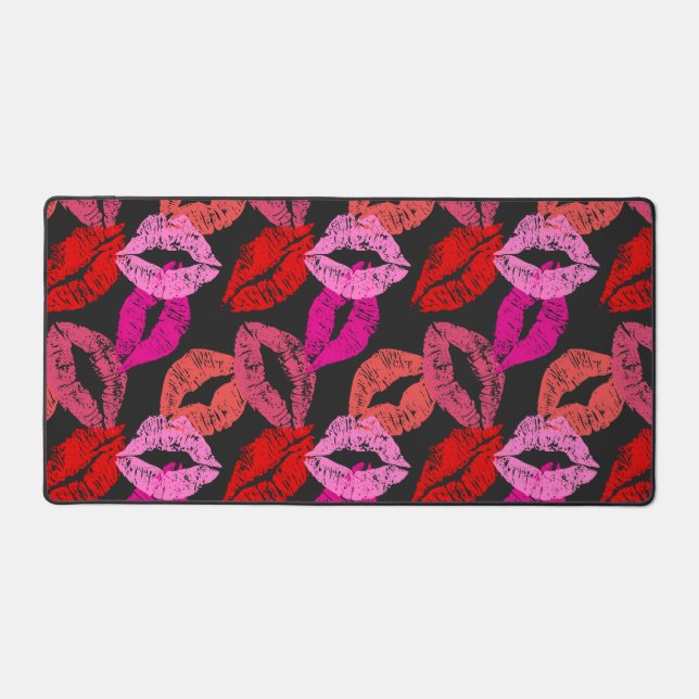 Marque Kiss (Recto)