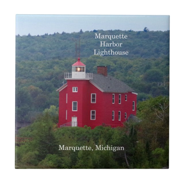 Marquette Harbour Lighthouse tile (Front)