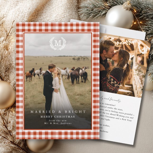 "Married & Bright" Gingham Monogram Crest 2 Photo Thank You Card ("Married & Bright" Gingham Monogram Crest 2 Photo Thank You Card)