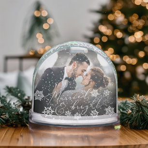 Married & Bright   Wedding Photo Christmas Snowglobe