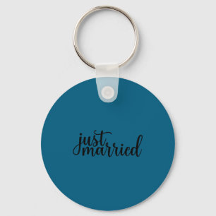 Married est 2026 honeymoon newlywed wedding keychain