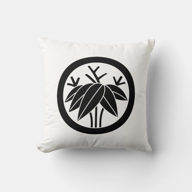 Maruni Nezasa Throw Pillow (Front)