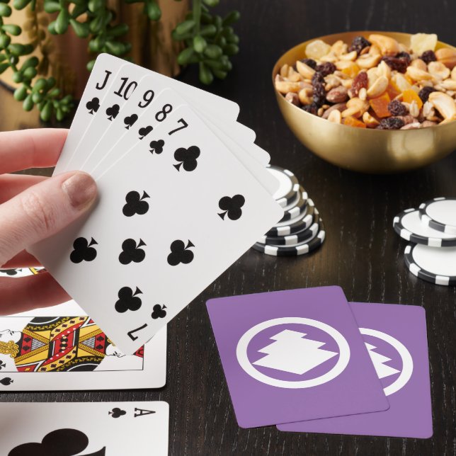 Maruni Sangai-bishi Bicycle Playing Cards (In Situ)