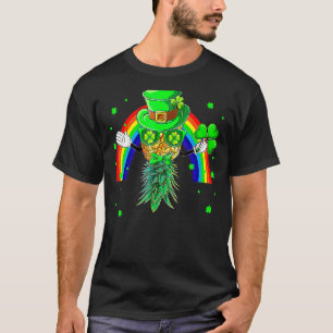 Mask Swinger Upside Down Pineapple St Patrick's Da T-Shirt