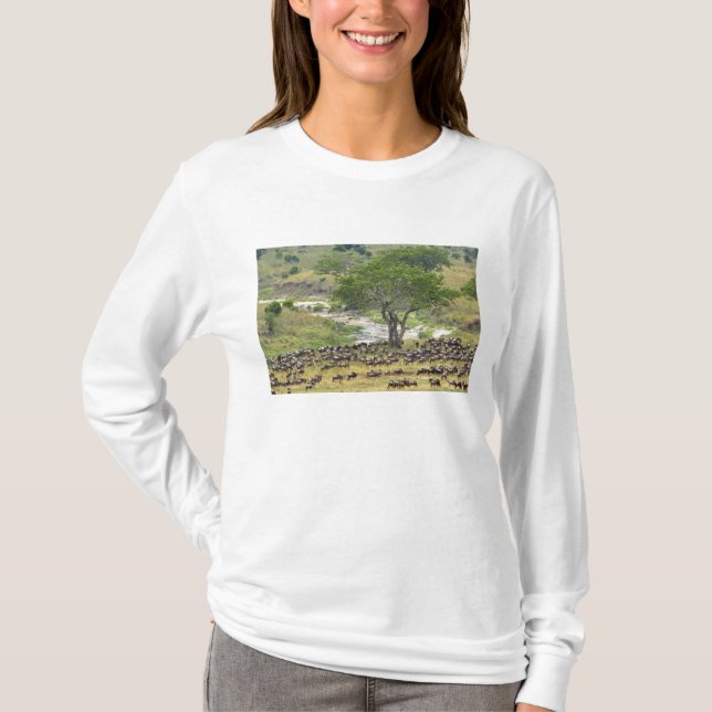 Massive Wildebeest herd during migration, T-Shirt (Front)