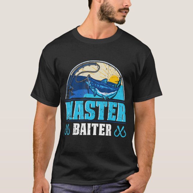 Master Baiter  Wels Catfish Hunter T-Shirt (Front)