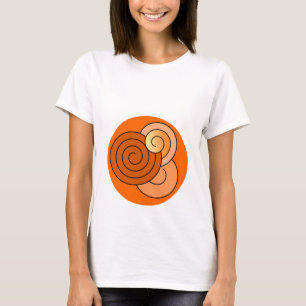 Maternity baby curled up subtle design T-Shirt