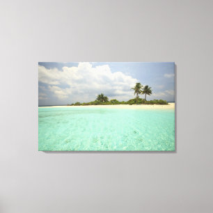 Mathidhoo Island, uninhabited, North Huvadhoo Canvas Print