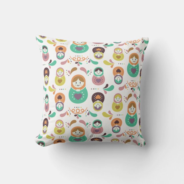  Matryoshka Harmony – Russian Nesting Doll Pattern Throw Pillow (Front)