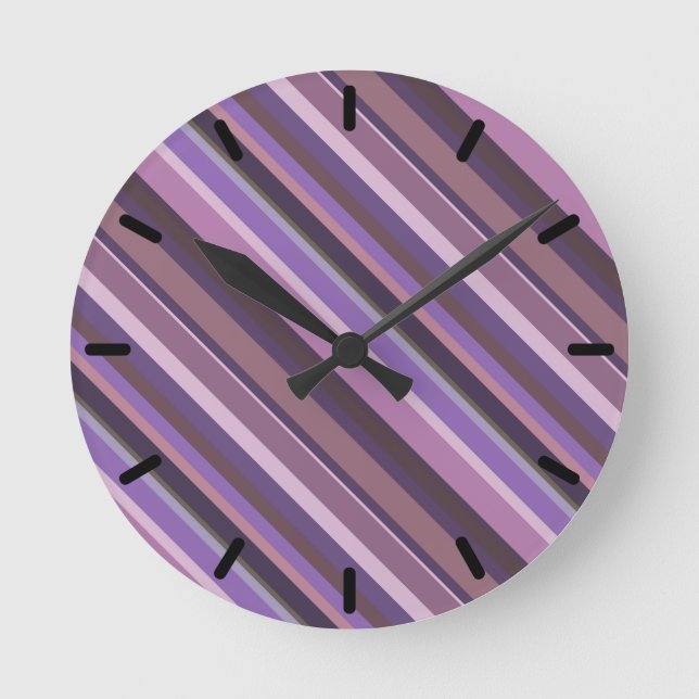 Mauve diagonal stripes round clock (Front)