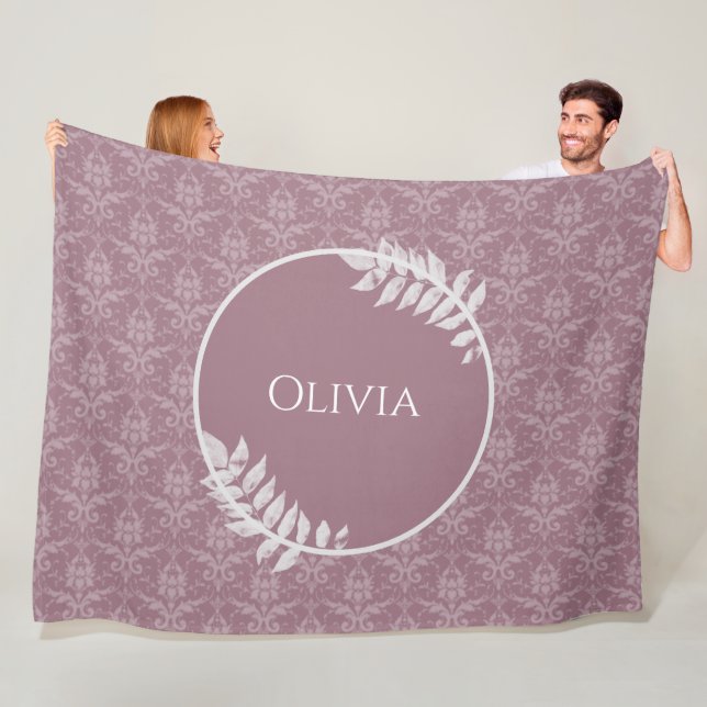 Mauve Elegant Damask Couverture en polaire personn (En situation)