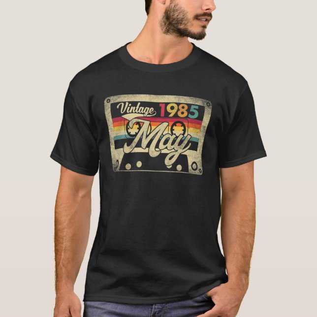 May 1985 37Th Birthday Gift Retro 37 Years Old Vin T-Shirt (Front)