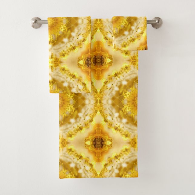 Médaillon Motif en Motif Batik Jaune de moutarde (En situation)