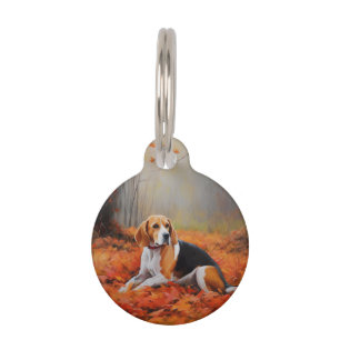 Médaillon Pour Animaux Beagle dans les feuilles d'automne qui tombent ins
