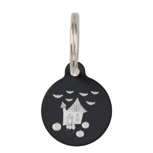 Médaillon Pour Animaux La nuit d'Halloween avec une maison hantée, des ch