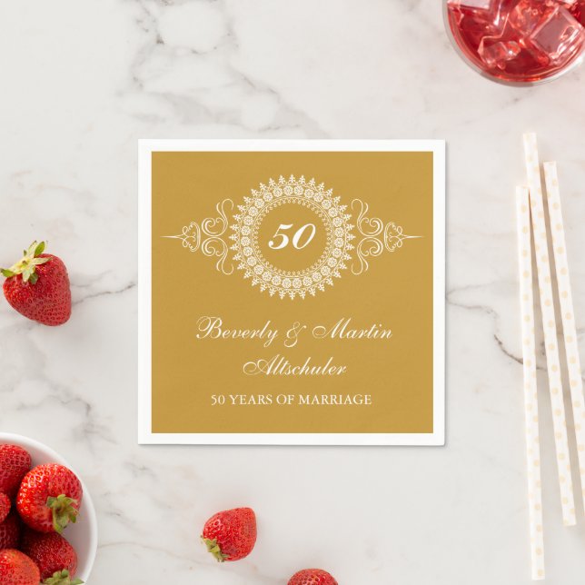Medallion Golden Anniversary Celebration Napkin (Insitu)