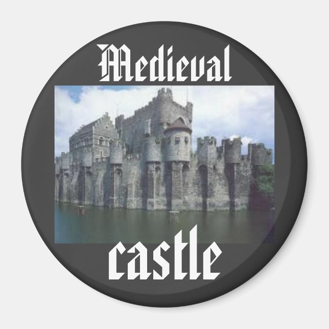 Medieval Castle king queen royal Magnet (Front)