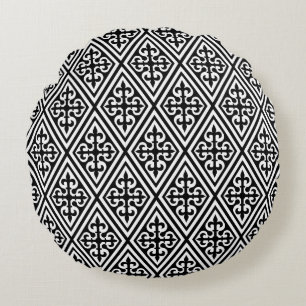 Medieval Cross Damask - Black and White Round Pillow