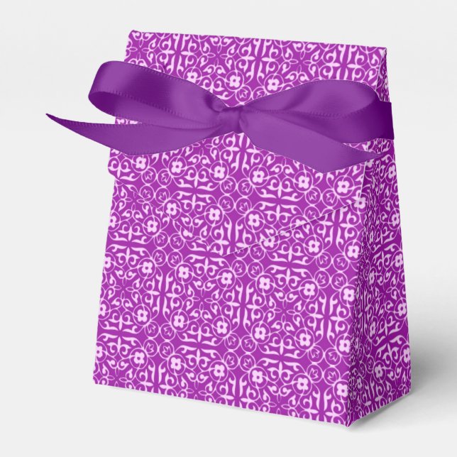 Medieval Damask pattern, amethyst purple Favor Box (Front Side)