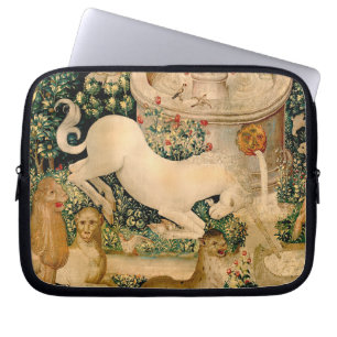 Medieval Unicorn Tapestries Print: Met Cloisters Laptop Sleeve