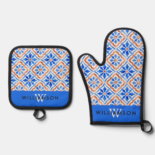 Mediterranean Tile Coastal Pattern Monogrammed Oven Mitt & Pot Holder Set (Front)